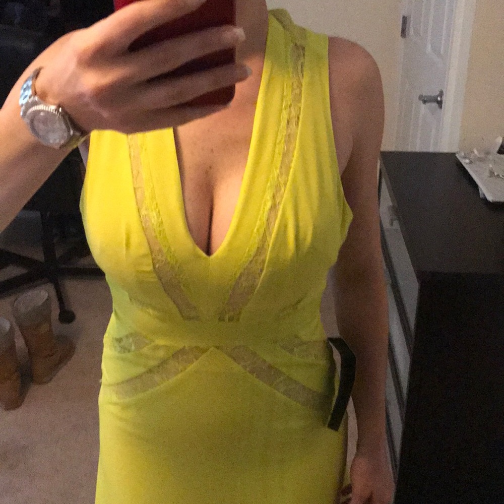 Bebe dress